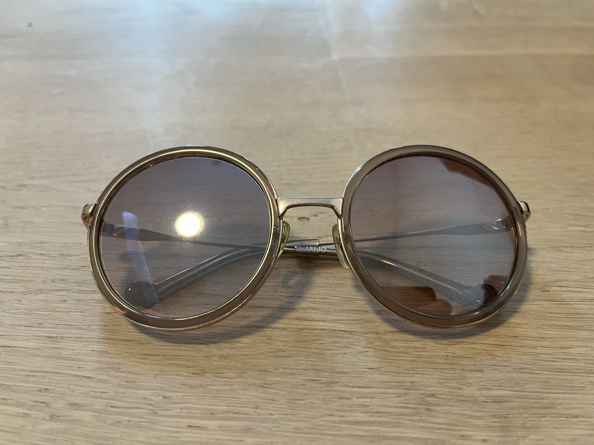 Fendi Lunettes & Verres: Fendi Sonnenbrille – D'occasion à Schwyz par oly_xt92