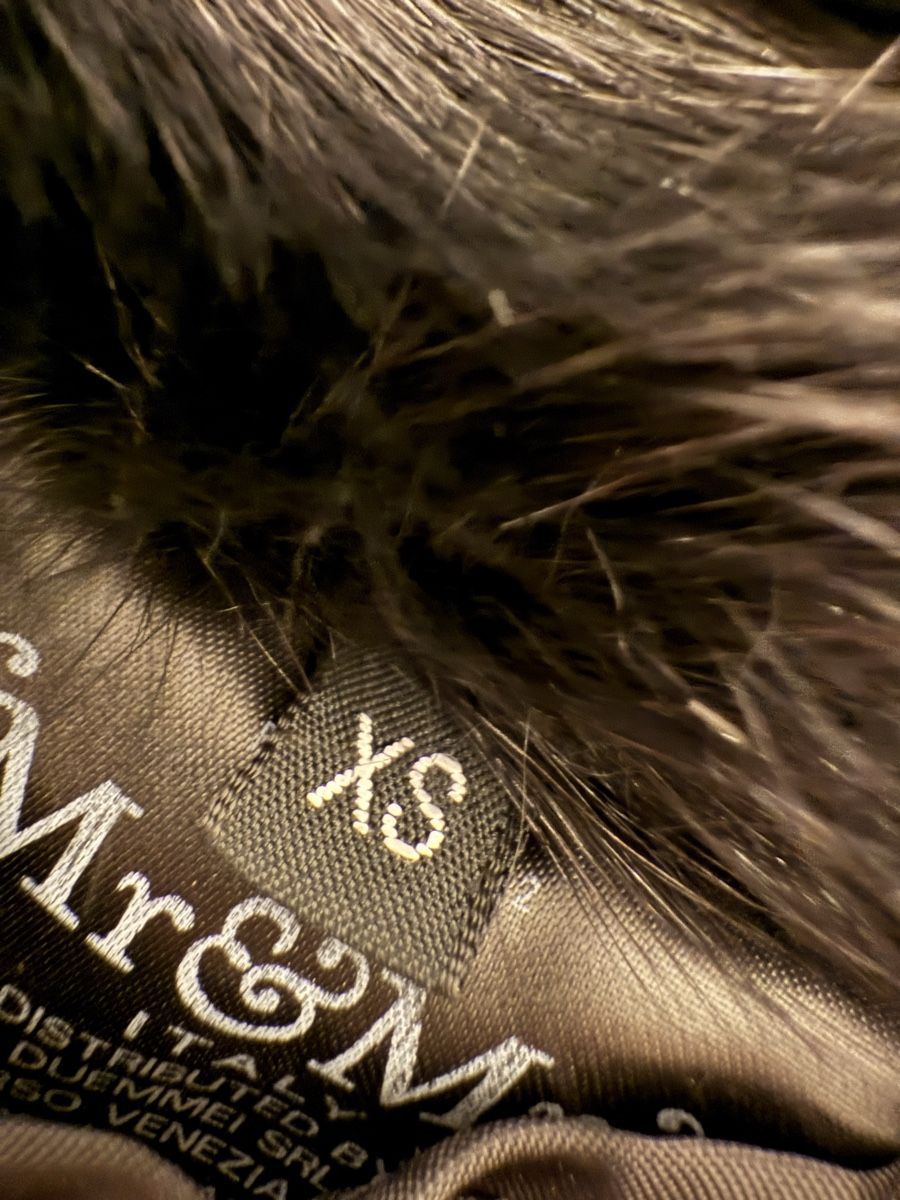 Cappotti: Mr & Mrs Fur Coat – Usato da Paradiso venduto da apf_mh9c 6