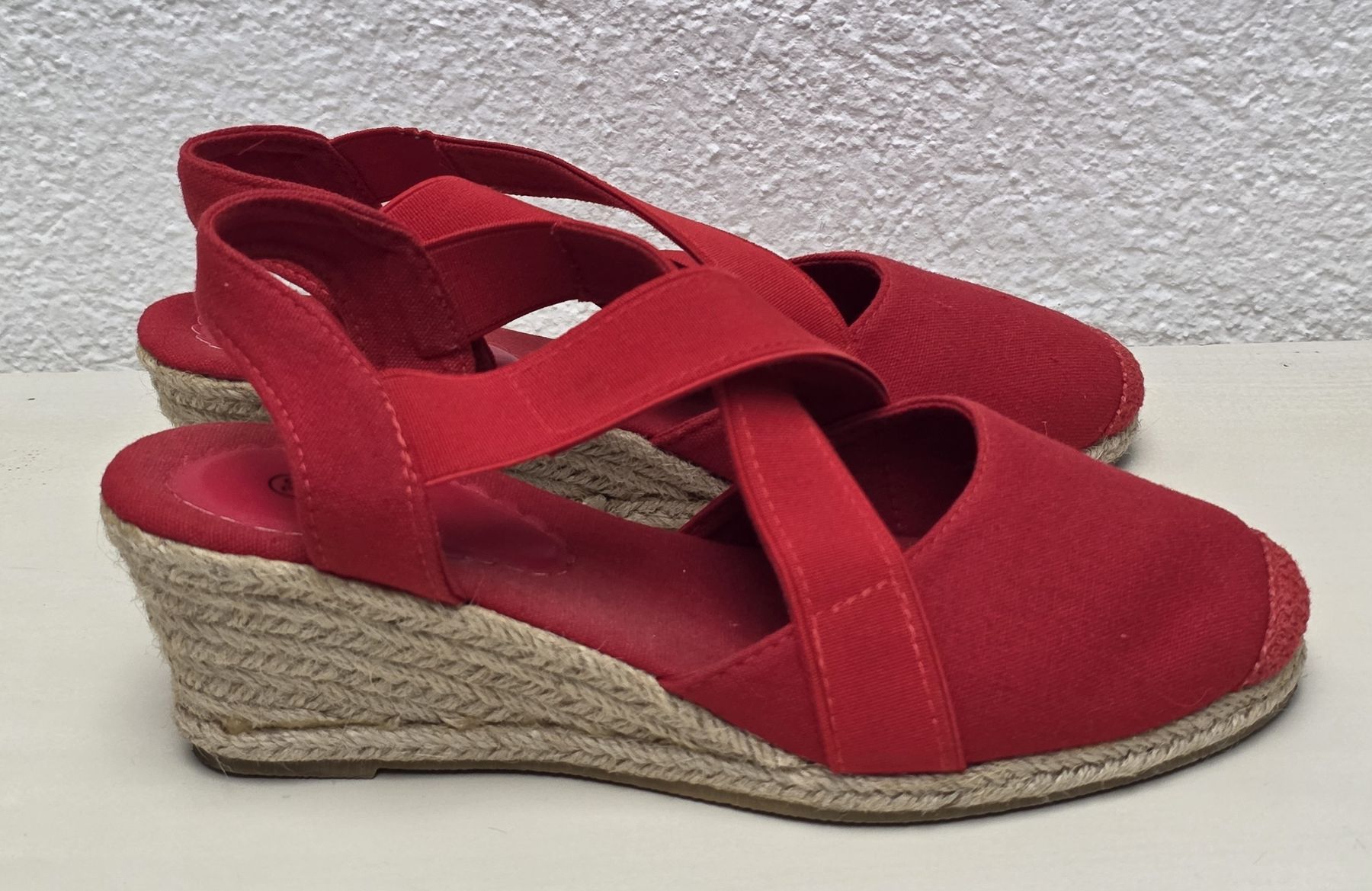 Chaussures femmes: Espadrilles, Grösse 38 – D'occasion à Rheinsulz par Gilea 1