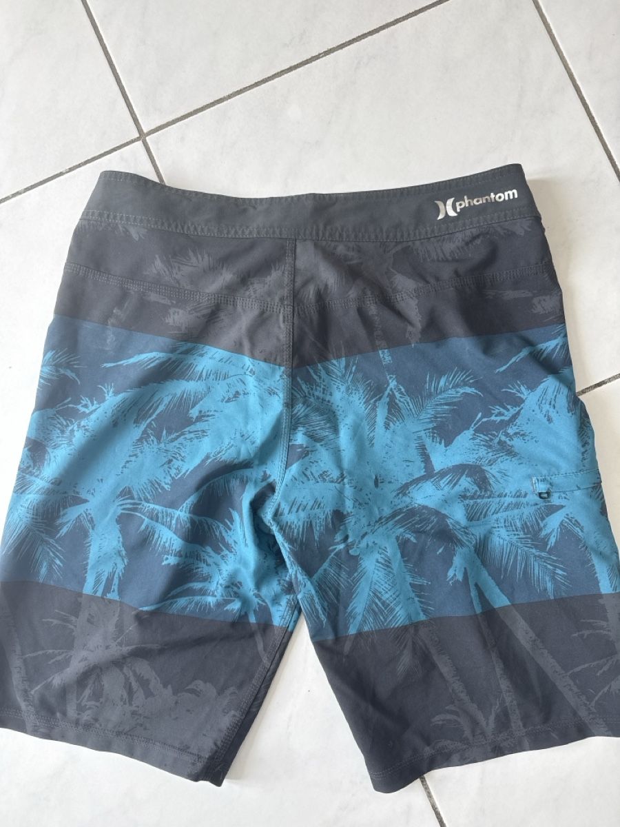 Pantaloni: Badeshorts Gr 32 – Usato da Zell ZH venduto da Guffos 3