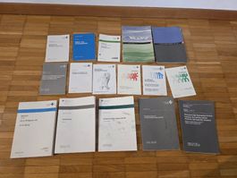 Konvolut Schweizer Armee Reglemente & Militär-Handbücher