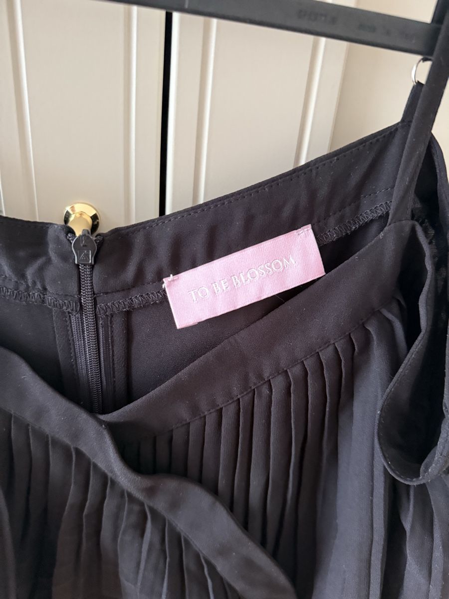 Kleider: Dress 38-40 size  – Gebraucht aus Killwangen von per_2jjp 2