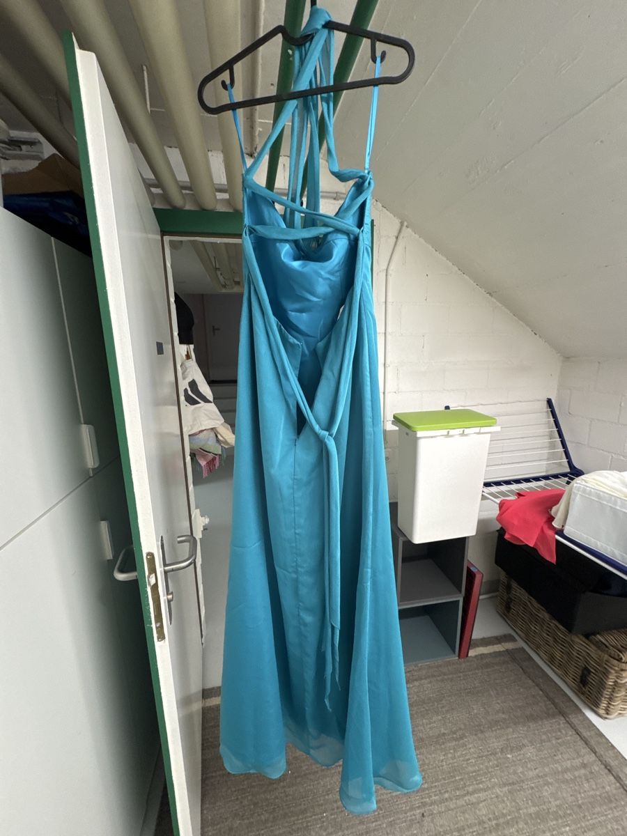 Vestiti: Cocktailkleid türkis 36 – Nuovo (secondo la descrizione) da Dättwil AG venduto da Zorica_1 1