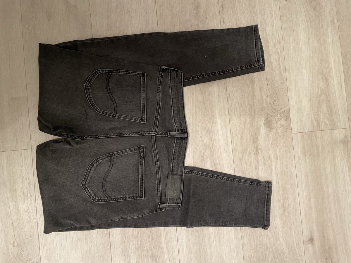 Jeans: Lee Jeans – Usato da Ueberstorf venduto da Aycaramba12 1