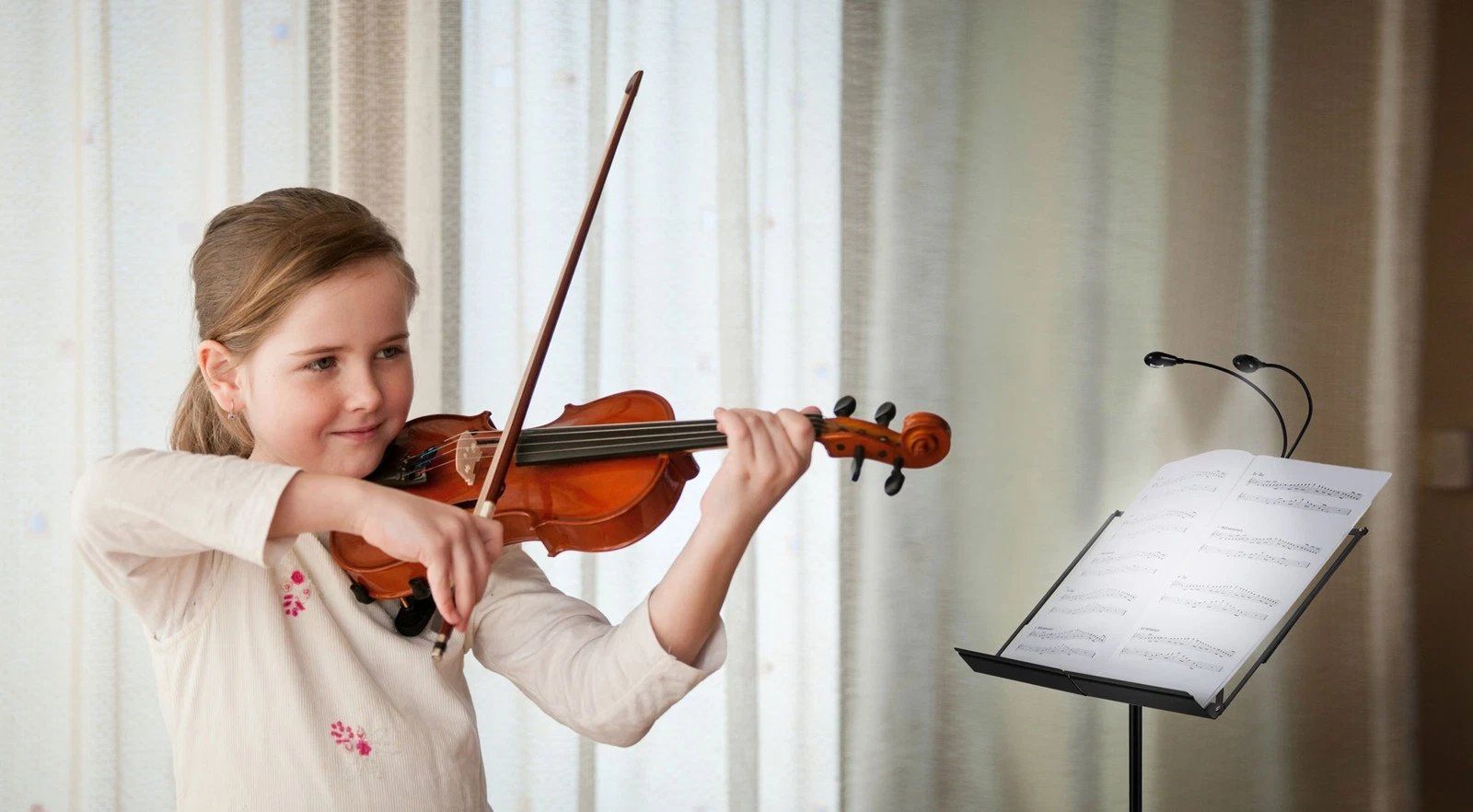 Supporti per strumenti musicali & leggii: Noten ständer stativ Mit  LED-Leuchte Set – Nuovo (secondo la descrizione) da Kirchdorf AG venduto da Apost008 7