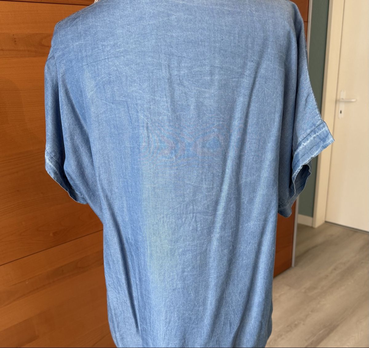 Camicette: Jeansbluse / 100% Lyocell / Gr. L – Usato da Morschach venduto da jeanhenrifabre 2