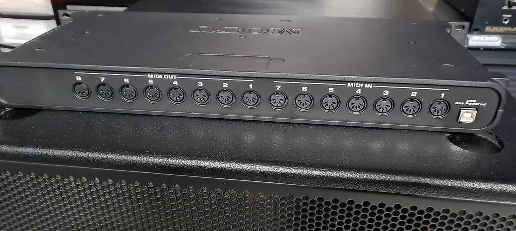 Strumenti musicali: MOTU MIDI EXPRESS 128 – Usato da Wallisellen venduto da Daijga 4