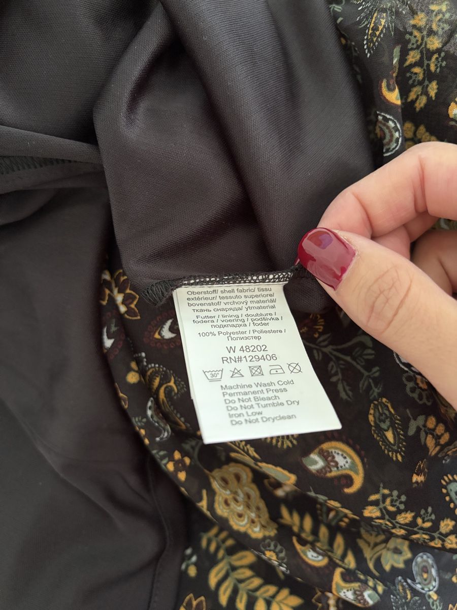 Vestiti: Schwarzes Kleid mit floralem Muster Gr 40 – Nuovo (secondo la descrizione) da Sevelen venduto da Ch_2026_1 4