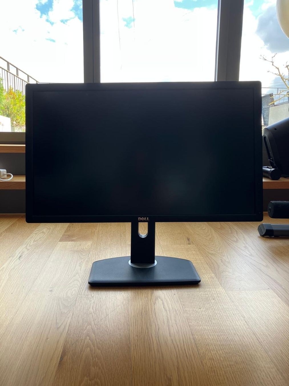 Monitore: Monitor DELL U2713Hb – Gebraucht aus Zürich von silvia091