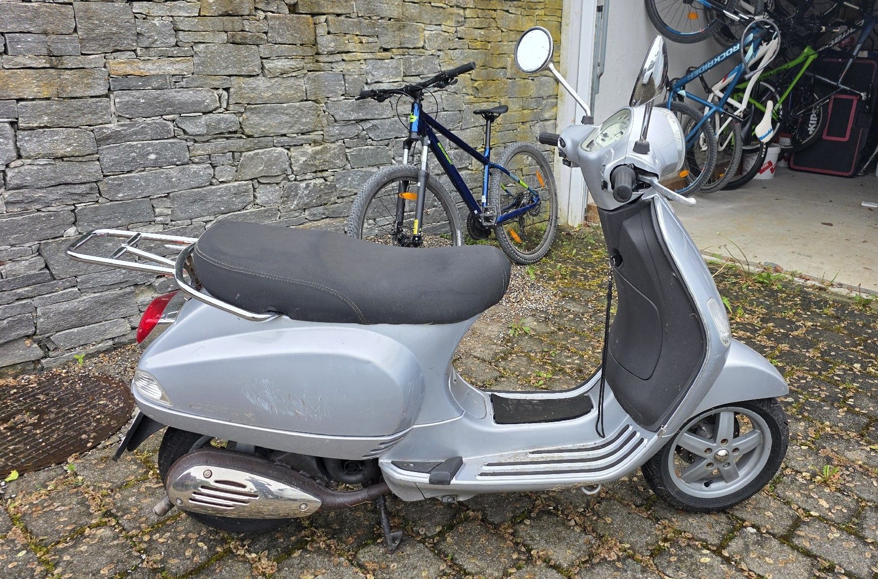 Vespa Scooter: Vespa Roller LX2 50ccm 2 Takt, Bj – Usato da Zürich venduto da Dschloesser 2