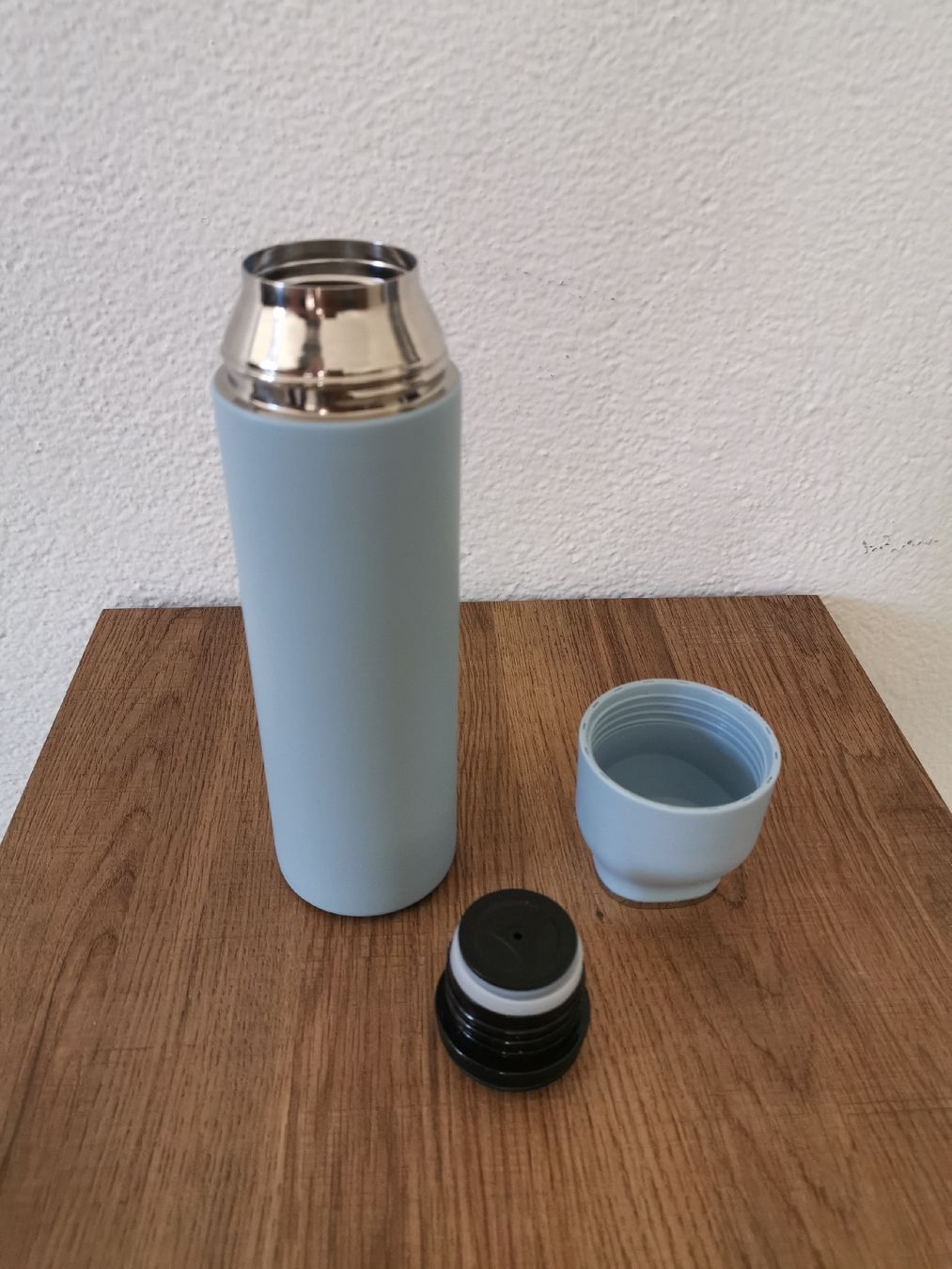 Trinkflaschen & Thermosflaschen: Stylische Crofton Isolierflasche Hellblau – Neu und originalverpackt aus Bonaduz von TheCahenzli 2