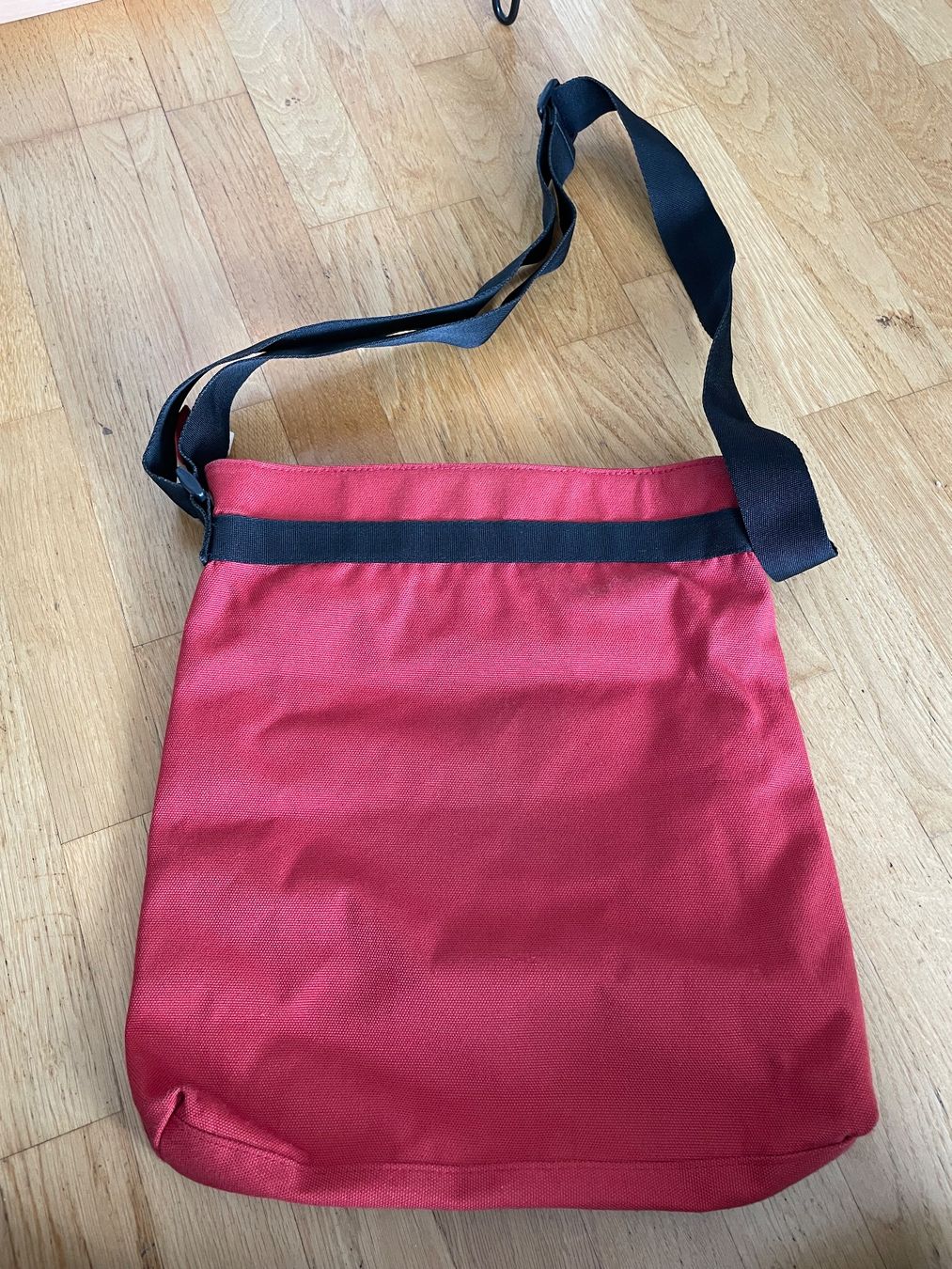 Borse da donna: Tasche Superga – Usato da Selzach venduto da iagiag98 1
