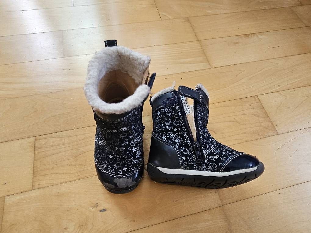 Schuhe für Jungen: Babyschuhe Geox 19 – Gebraucht aus Aarau Rohr von Adoxa