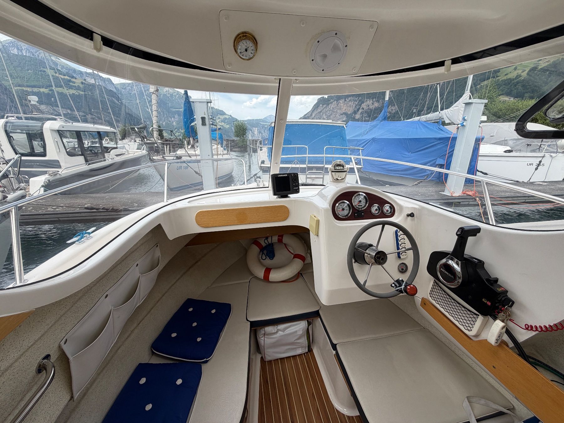 Quicksilver Barche: Motorboot Quicksilver 580 Pilothouse Honda 80 PS / Trailer – Usato da Flüelen venduto da Groggi72 3