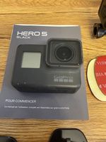 GOPro Hero 5 avec bracelet BT et de nombreux accessoires