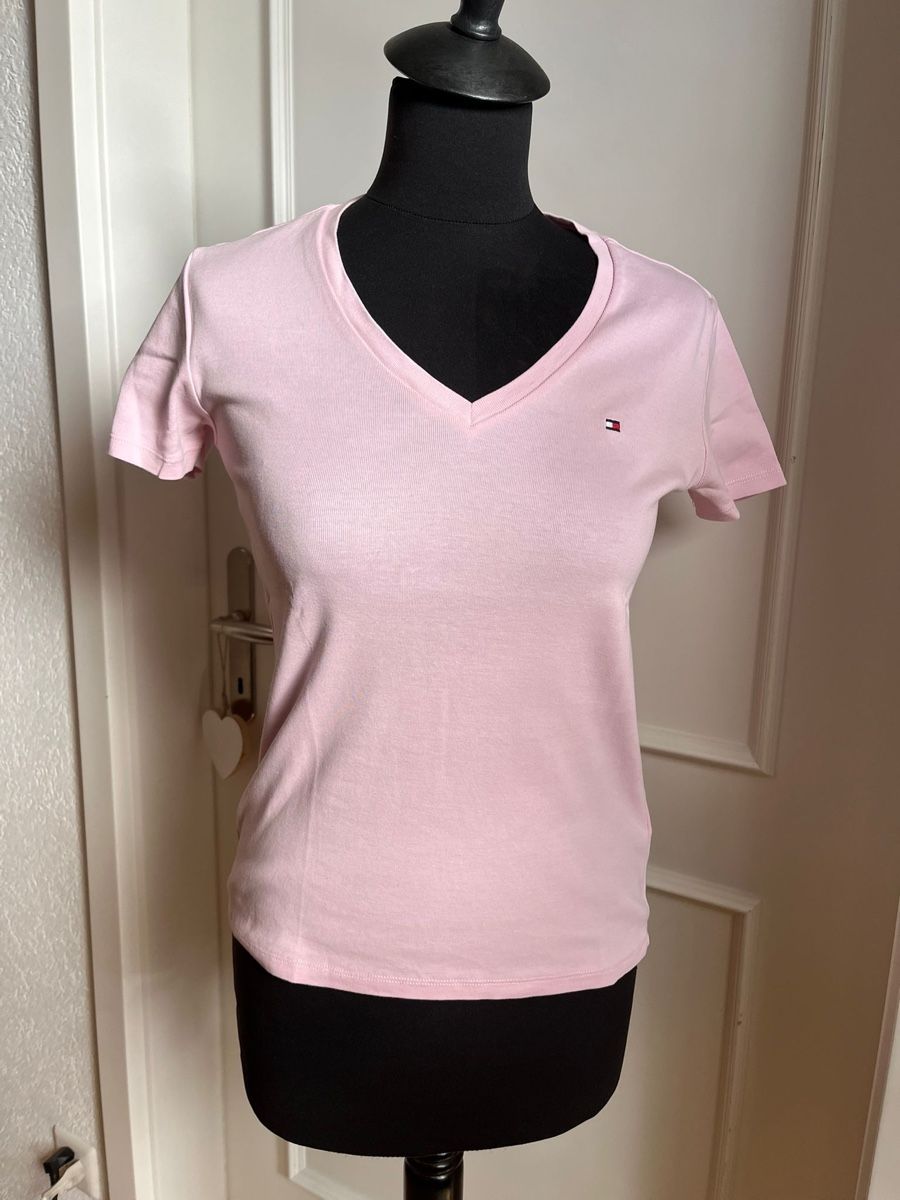 Tommy Hilfiger T-Shirts: T-Shirt von Tommy Hilfiger – Gebraucht aus Thun von mir_8tjd