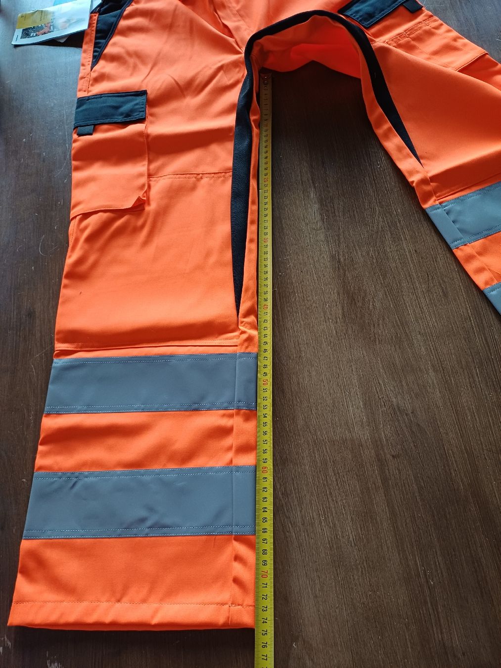 Pantalons: Arbeitslose Warnschutzhose Gr. 42 – Neuf avec emballage d'origine à Signau par Vonberch 5
