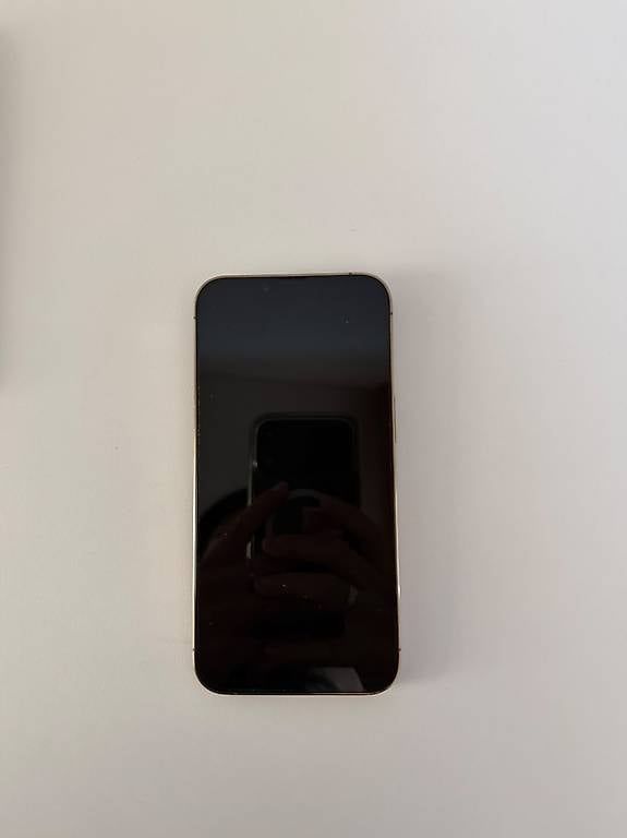 Apple Handys / Smartphones: Iphone 13pro 128gb – Gebraucht aus Bottmingen von P.Cinque 1