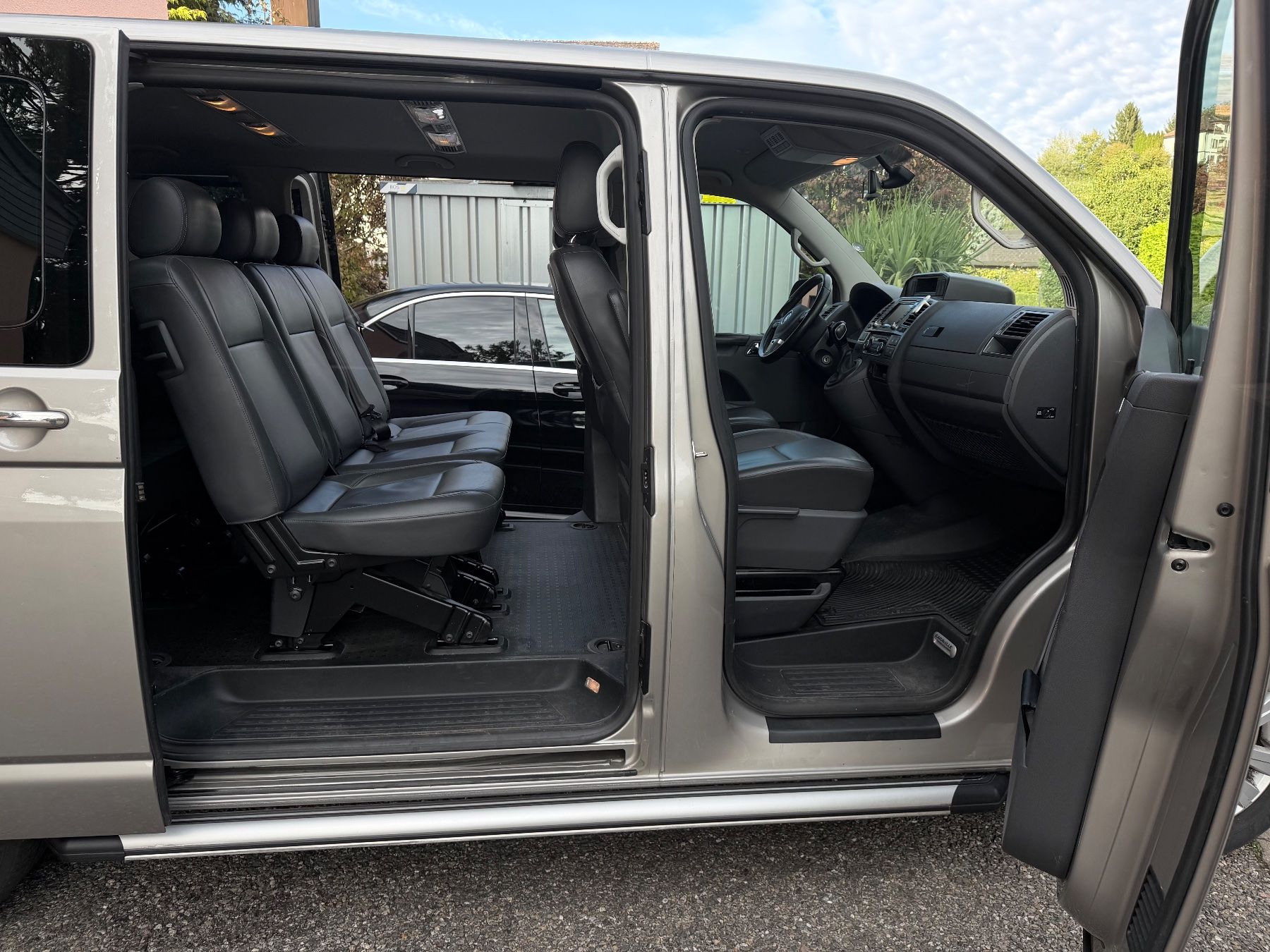 VW Autos: VW T5 Caravelle ab Platz – Gebraucht aus Jona von Nabru.nps 2