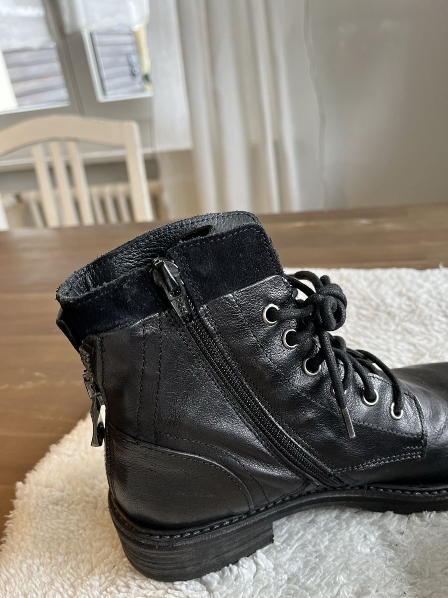 Chaussures femmes: Leder Stifletten – D'occasion à Tagelswangen par Gizzmo..77 3