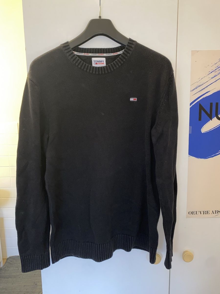 Tommy Hilfiger Maglioni & Felpe: Pull Tommy Jeans Noir Taille M – Usato da Zürich venduto da yer_x9vx
