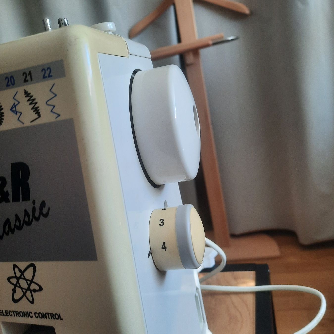 Macchine da cucire: Nähmaschine E&R Classic elektronisch – Usato da Solothurn venduto da lsc_pf99 5