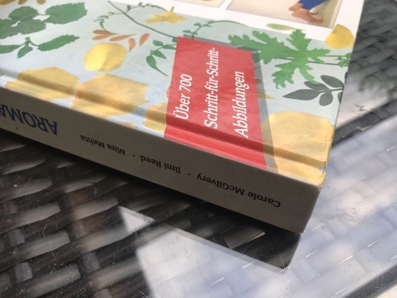 Libri: Aromatherapie Massage Yoga – Nuovo (secondo la descrizione) da Bergdietikon venduto da book-4-you 1