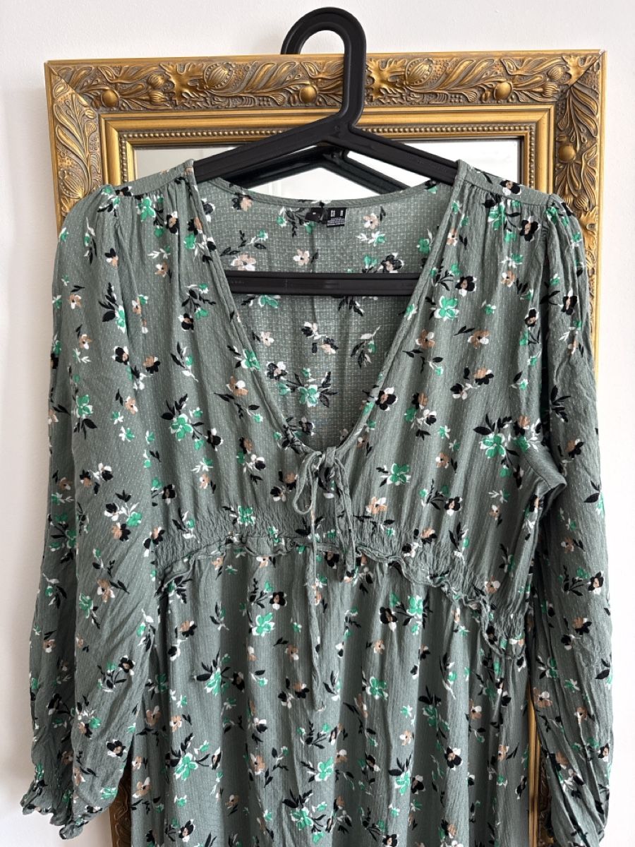 Vero Moda Vestiti: VERO MODA Mididress grün Gr. M – Usato da Zürich venduto da maleaaa 1