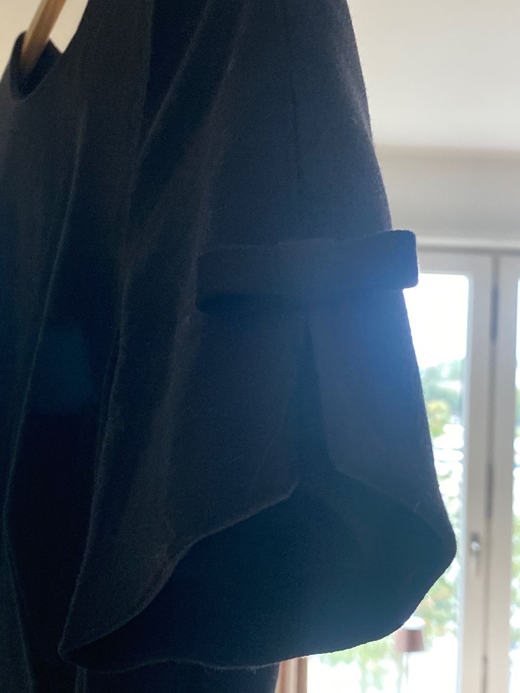 Kleider: Elegantes Schwarzes Kleid Grösse 38 – Gebraucht aus Klosters Dorf von chloe-9072 2