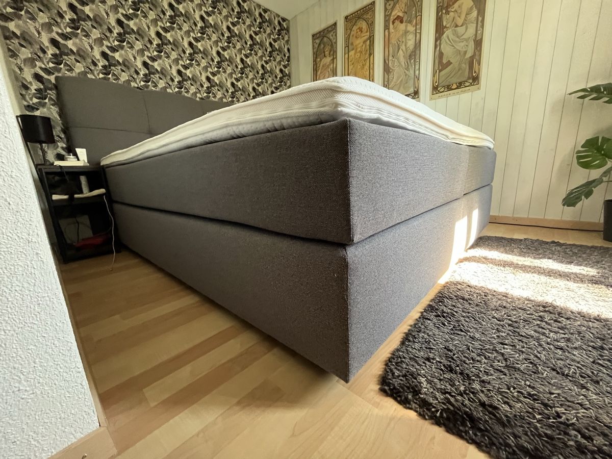 Betten: Boxspringbett grau mit Kopfteil in Übergrösse – Gebraucht aus Hettlingen von jul_9ddb 5