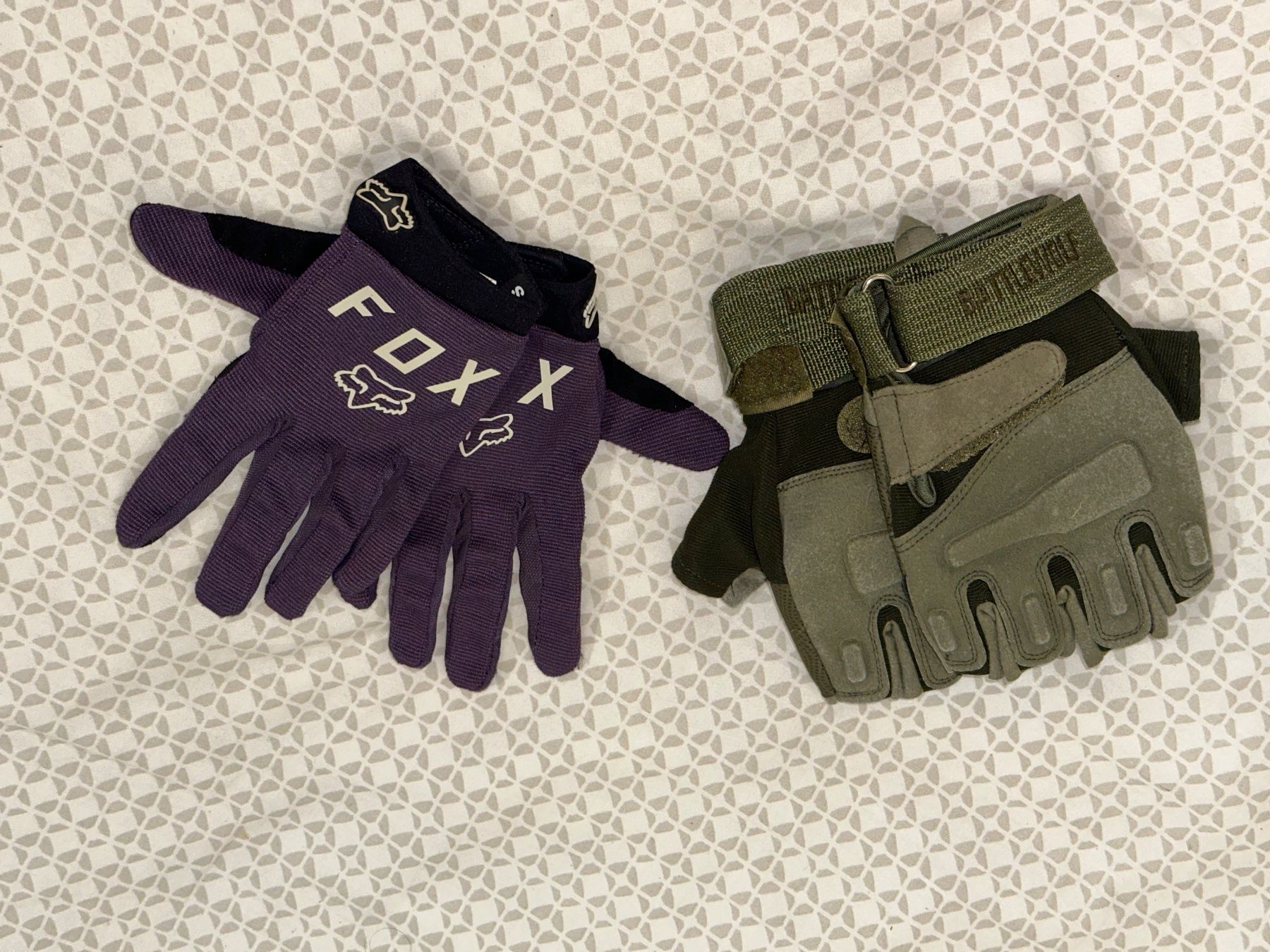 Fox Guanti & manicotti: FOX GLOVES BUNDLE – Usato da Lauterbrunnen venduto da zepa