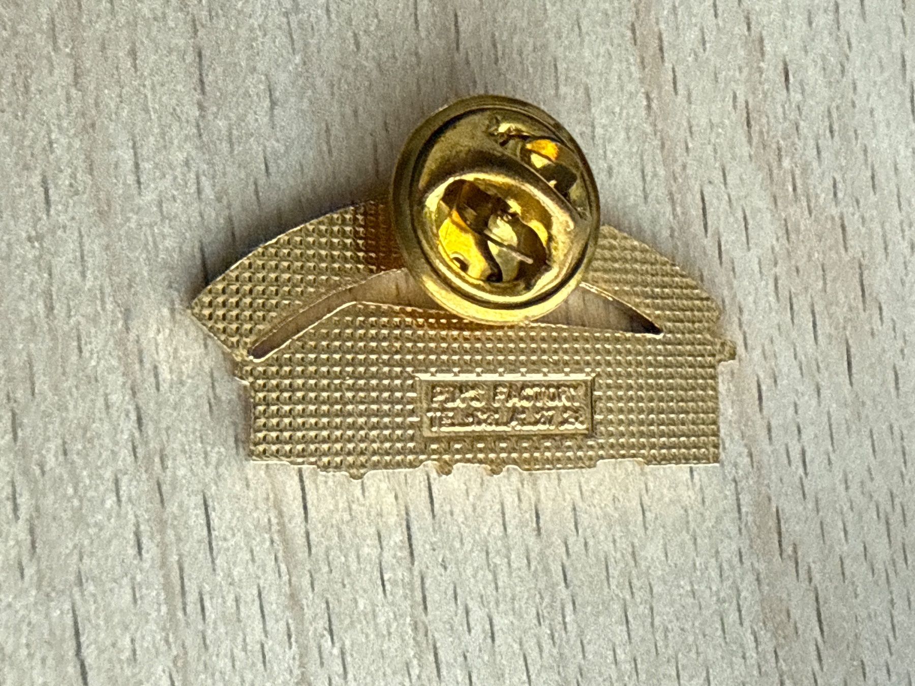 Placchette & Badge: Pin Country Corner USA – Usato da Glattbrugg venduto da Schweigmatt 1