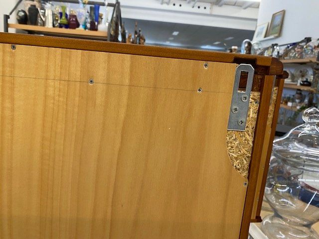 Vetrine: Wunderschöne alte Vitrine - Kirschholz (?) – Usato da Steinhausen venduto da einzelstueck-brocki 8
