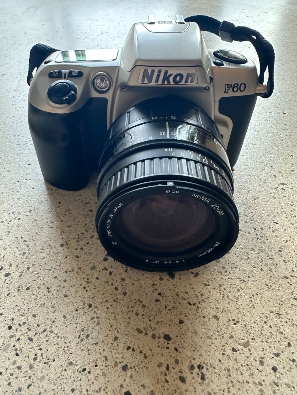 Minolta Fotocamera: Nikon F60 28-105mm Sigma – Usato da Basel venduto da Bahador
