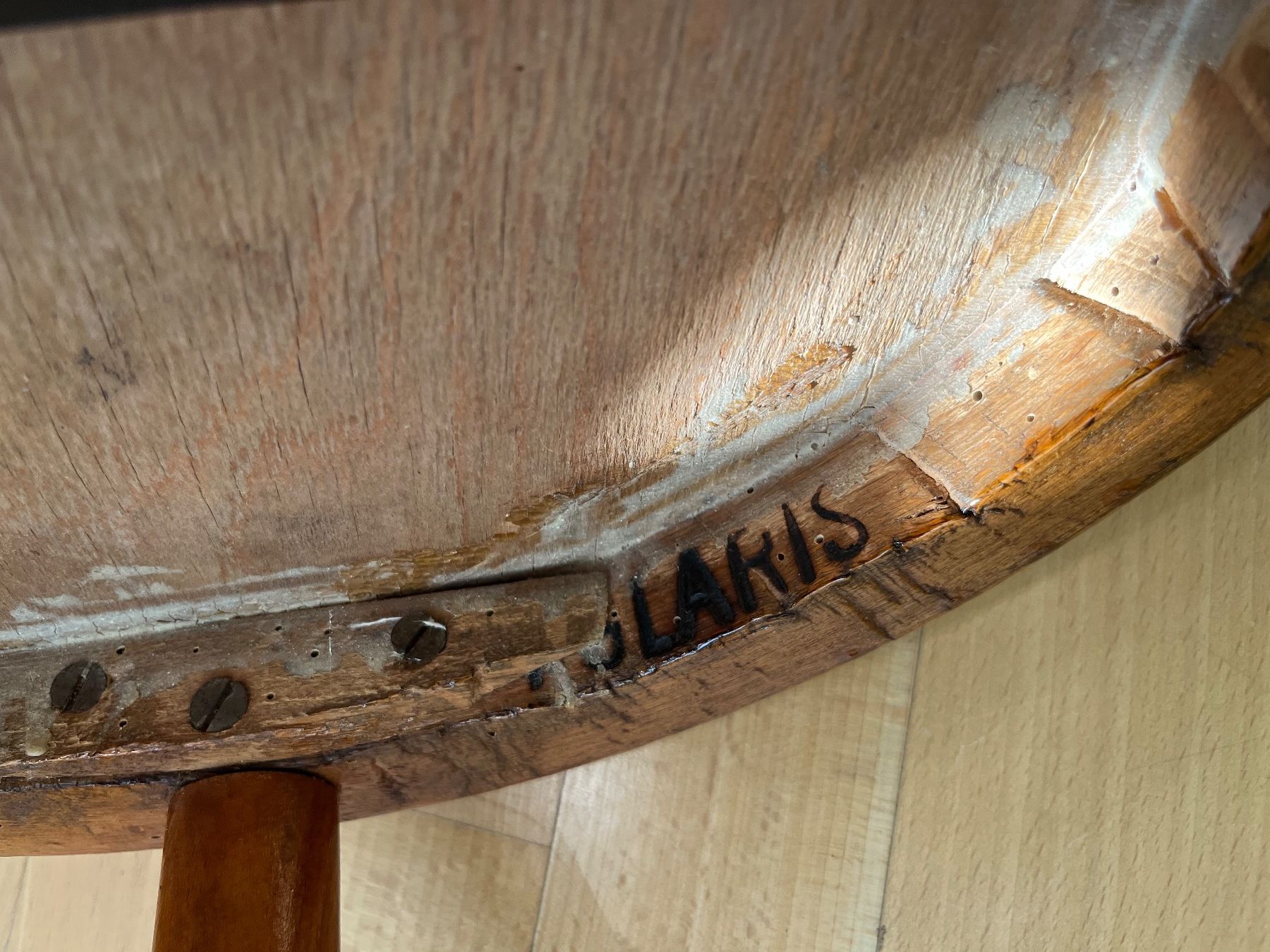 Horgen Glarus Sgabelli: Klassischer Hocker von Horgen Glarus – Usato da Sirnach venduto da Gozogo 7