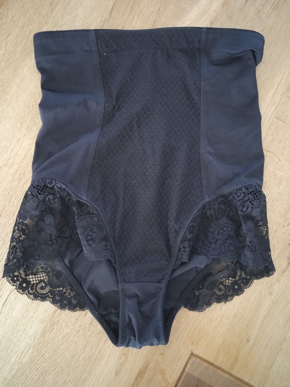 Altra biancheria intima: Shapewear Gr. 36 von Heine in schwarz – Usato da Rothrist venduto da MaSa82
