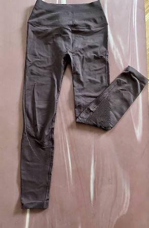 Lululemon Leggings Grösse 4 dunkles Lila