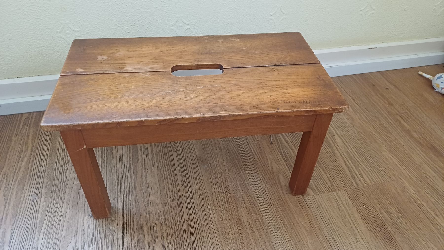 Hocker: Antiker Schemmel  – Gebraucht aus Flawil von Pinkmalibu 7