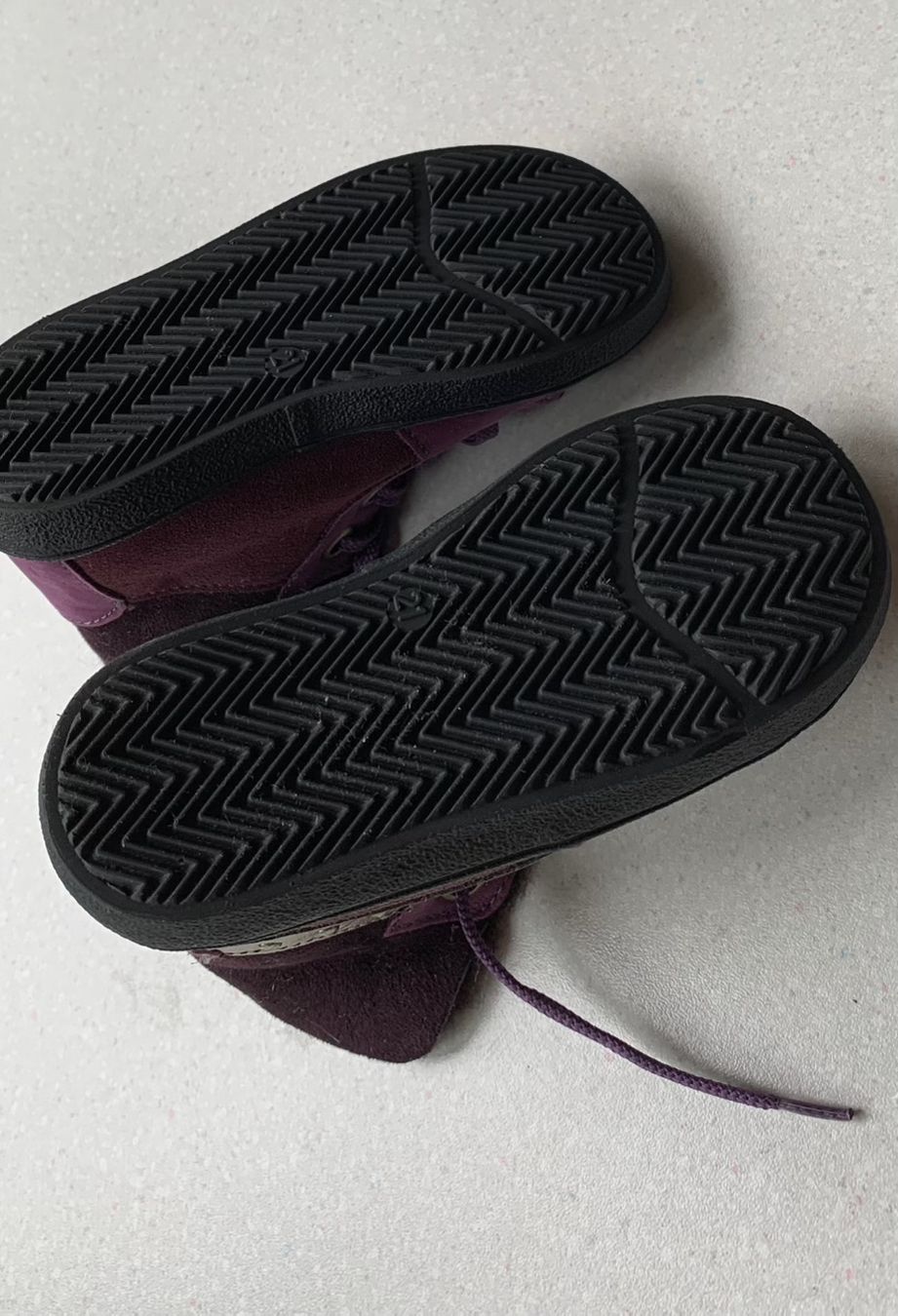 Scarpe per ragazze: wunderschöne neue Kinderschuhe Winter Grösse 21 – Nuovo (secondo la descrizione) da Biel/Bienne venduto da basassa 2
