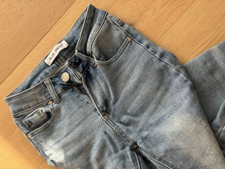 Blue Savvy Jeans - Light Wash, Slim fit, Size XS 00/23!