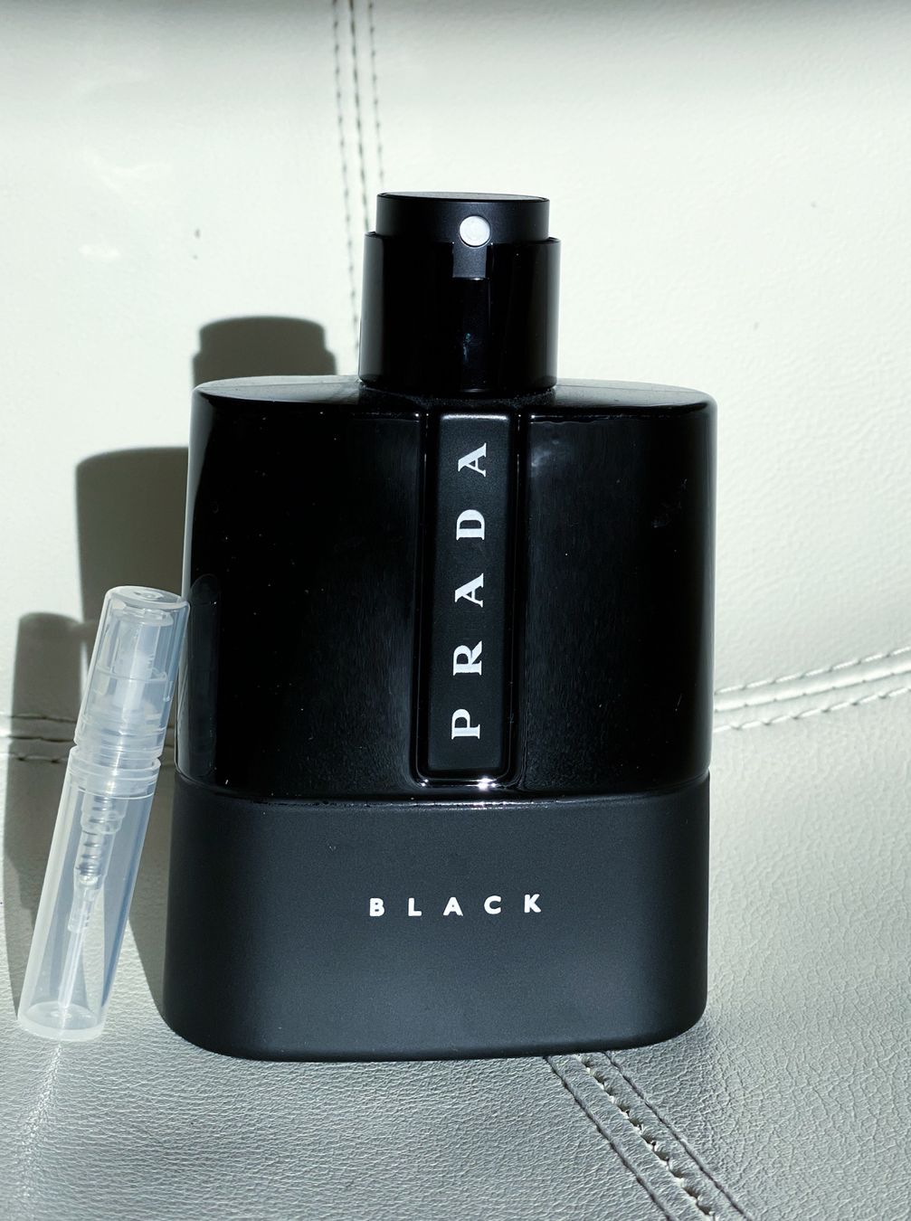 Prada Profumi & Eau de Toilette: Prada Luna Rossa Black - 2ml – Nuovo (secondo la descrizione) da Zug venduto da grivis