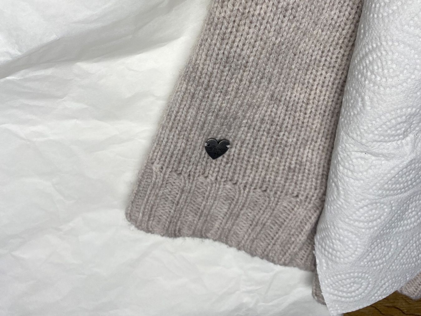 Pulls & Sweat-shirts: PRINCESS Wollpullover/Pullover Gr.XS ecrù Wolle Strick – D'occasion à Frauenfeld par Boldi46 8