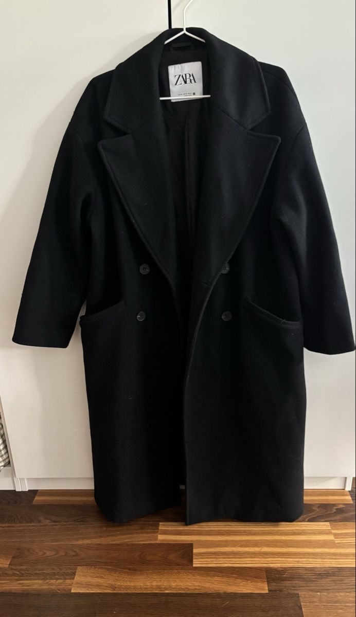 Zara Cappotti: Mantel – Usato da Winterthur venduto da Fabunzkel