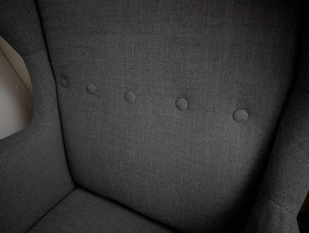 Poltrone: IKEA Strandmon Ohrensessel mit Hocker  Grau – Usato da Luzern venduto da mrvolic 2