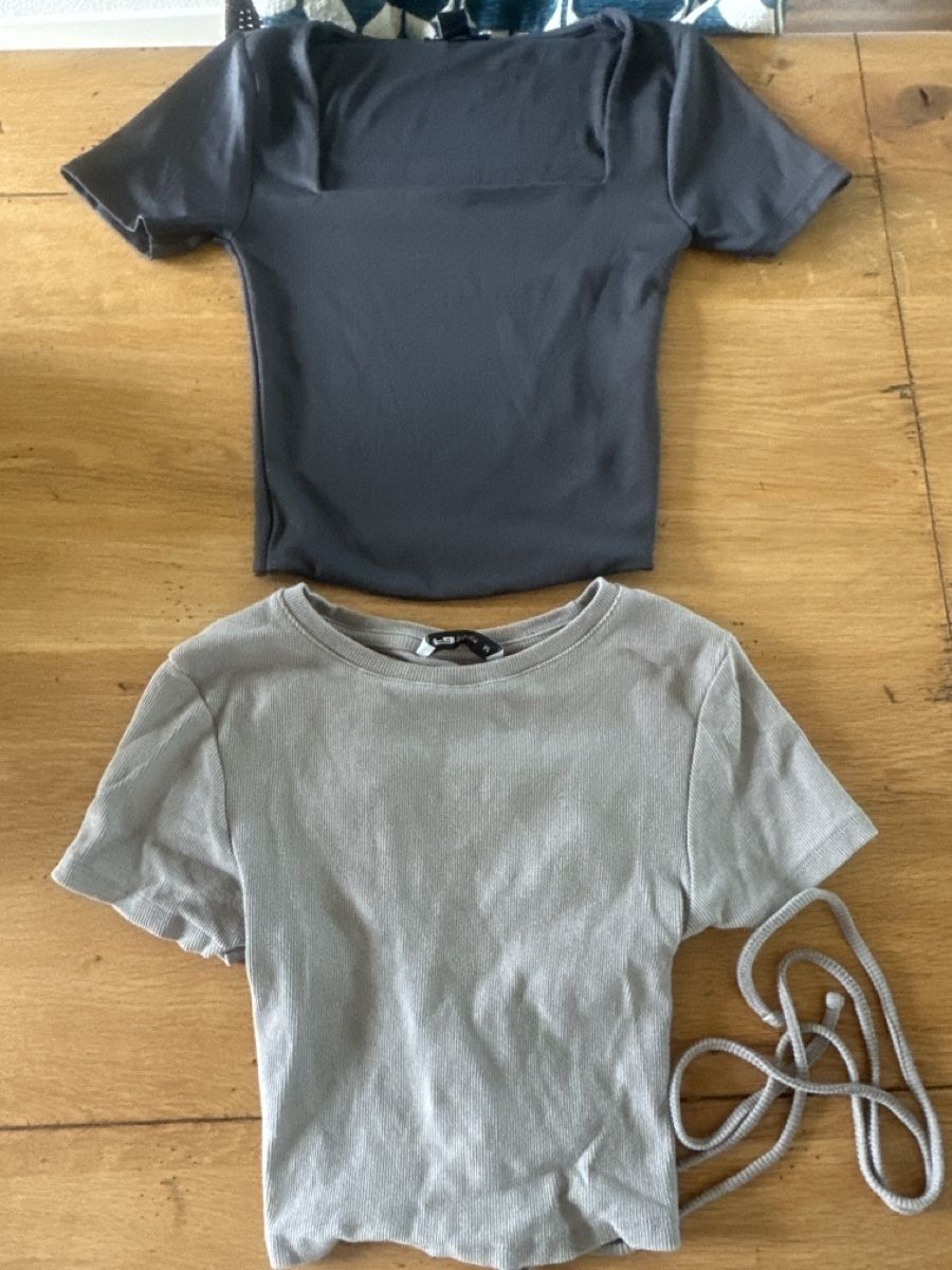 T-shirt: TW und NewYorker Tops – Usato da Auenstein venduto da Crufi