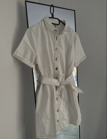 Robe chemise blanche Stradivarius, taille L, neuve