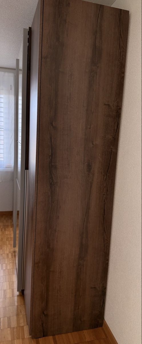 Schränke: Set Kleiderschrank und Kommode mit 3 Schubladen – Gebraucht aus Rümlang von Monia882 1