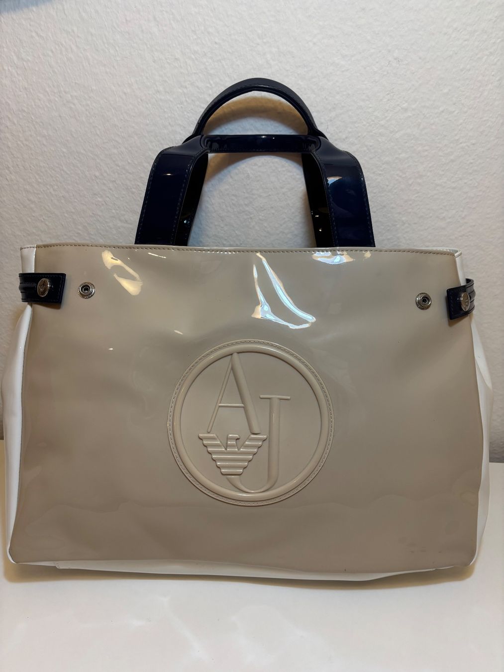 Armani Borse da donna: Armani Jeans Handtasche – Nuovo (secondo la descrizione) da Basel venduto da lea_2qzn