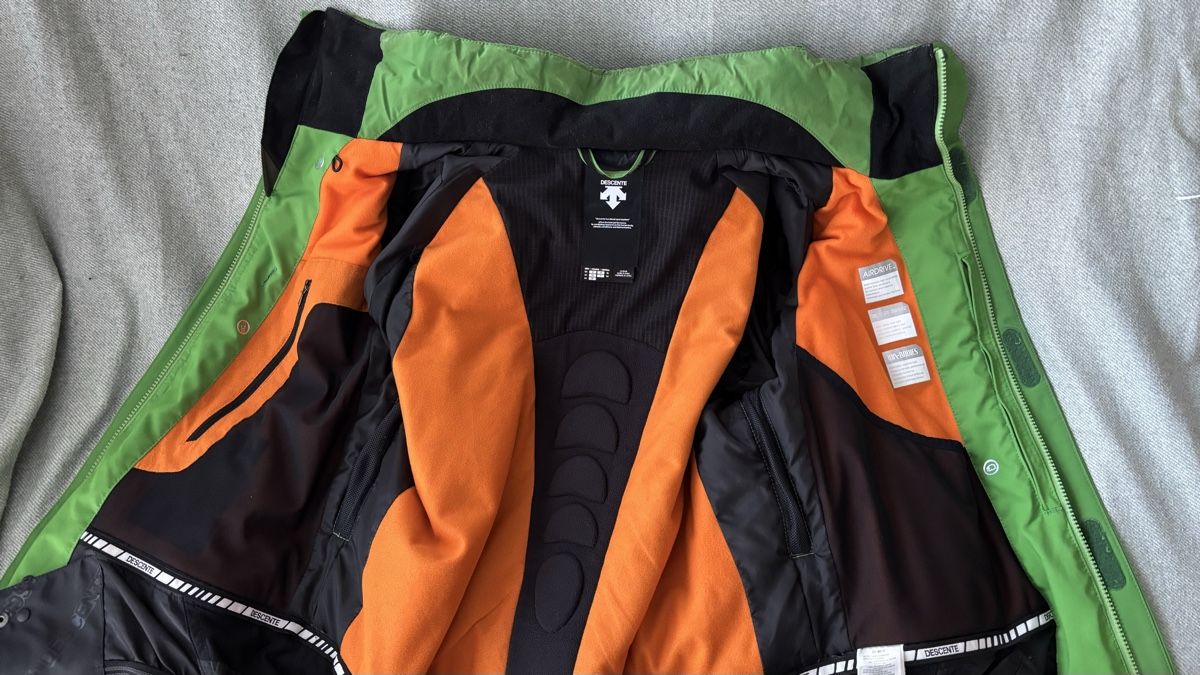 Giacche: DESCENTE Skijacke XL – Usato da Davos Platz venduto da kor_8b5w 3