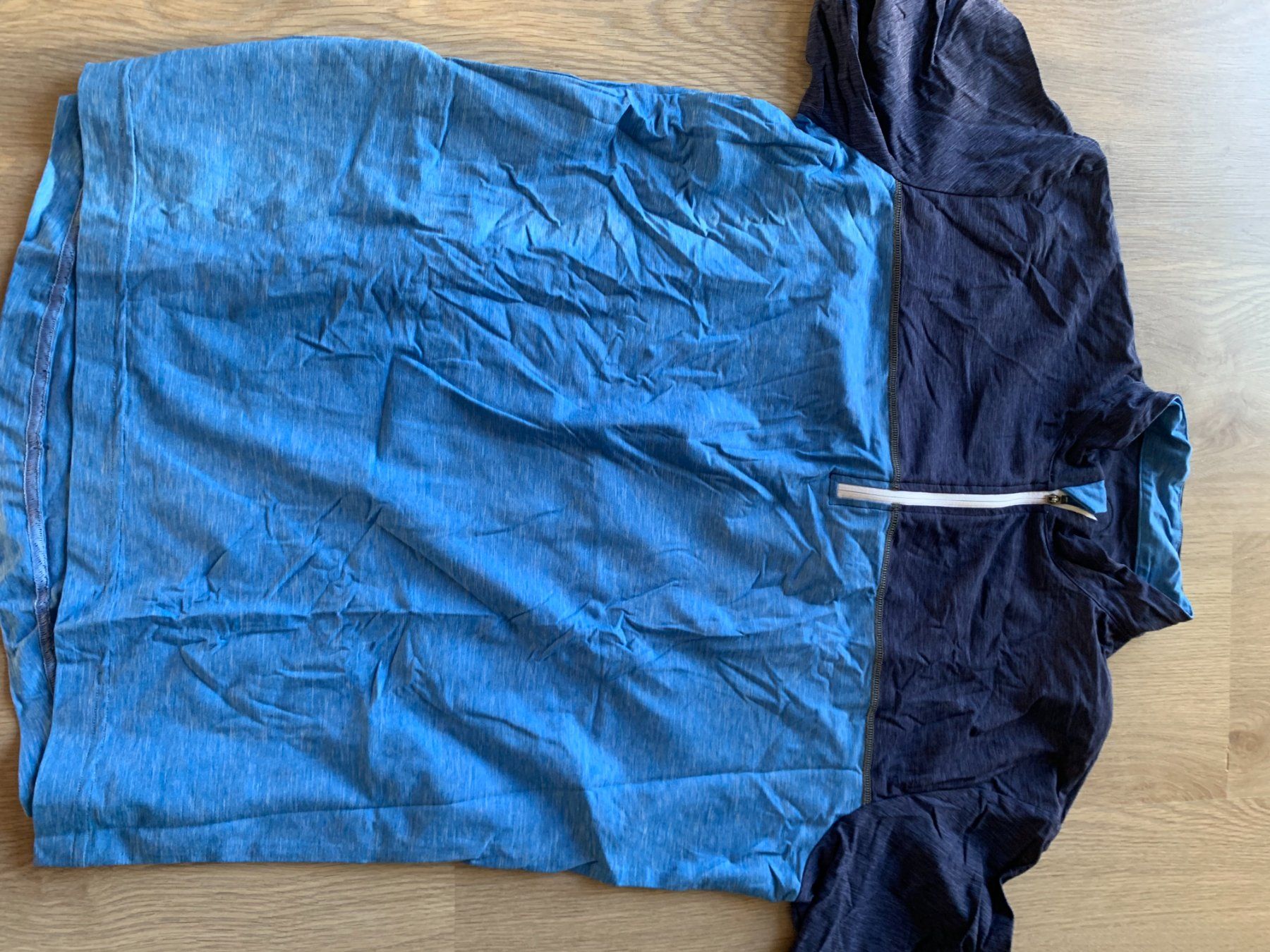 T-shirt: Rennrad-Shirt – Usato da Gwatt (Thun) venduto da tomstown